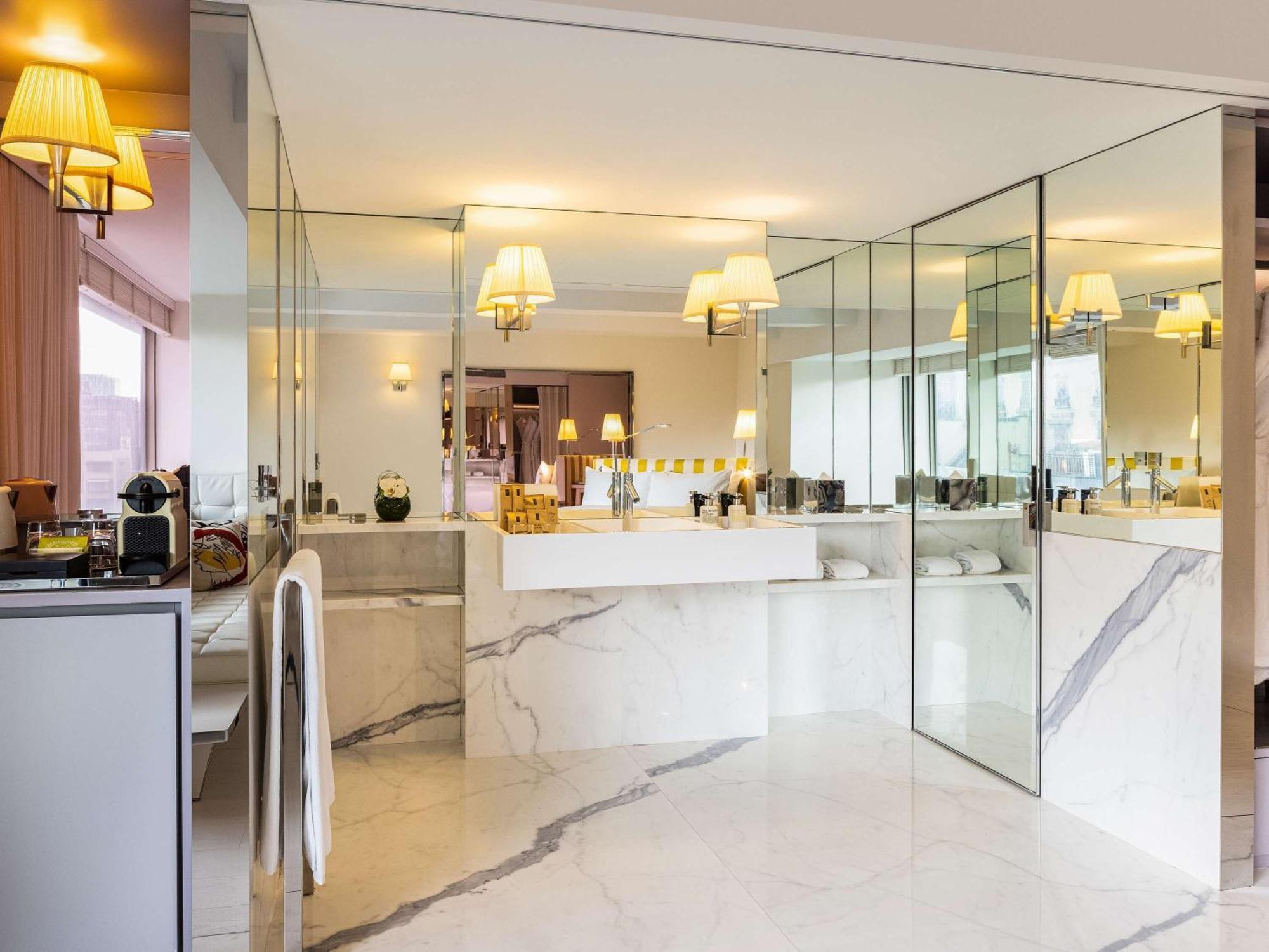 เอส โฮเทล ออกแบบโดยฟิลิป สตาร์ค Hotel ไทเป ภายนอก รูปภาพ